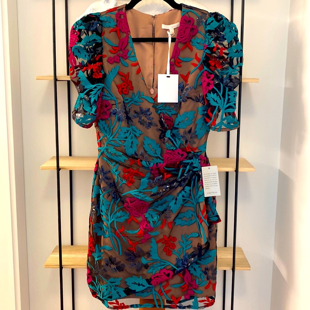 Harlyn floral dress. Tags on.